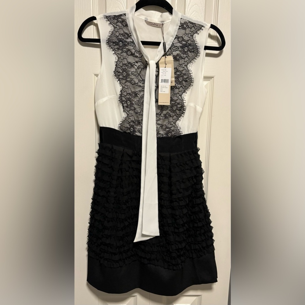 NWT Darling Women’s Amanda Lace and Ruffled Dress
